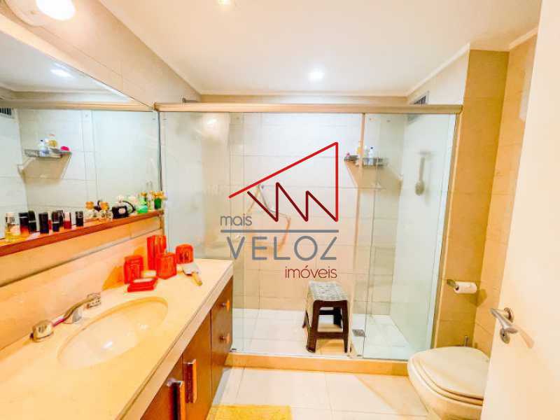 Apartamento à venda com 3 quartos, 256m² - Foto 20