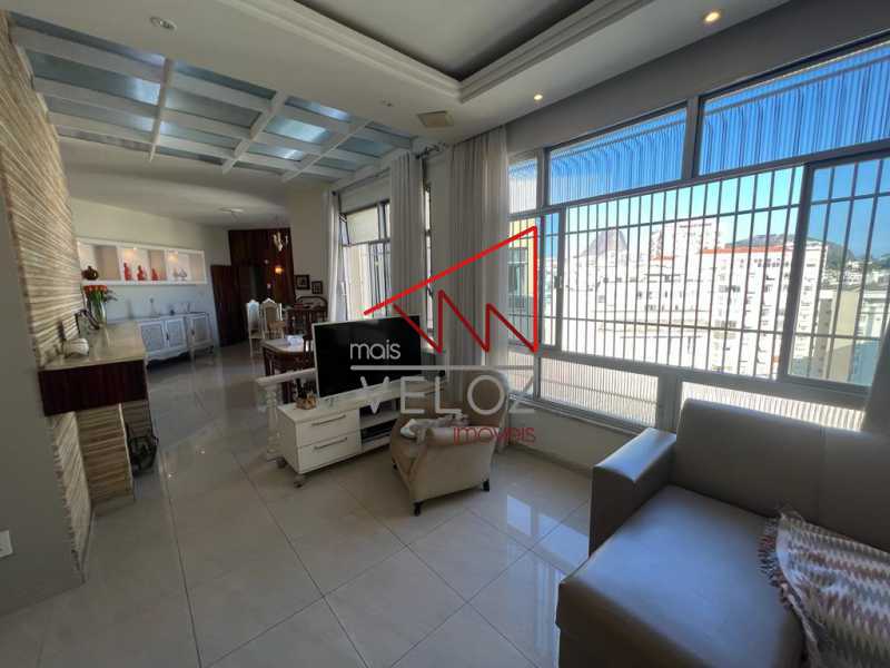 Apartamento à venda com 5 quartos, 220m² - Foto 1