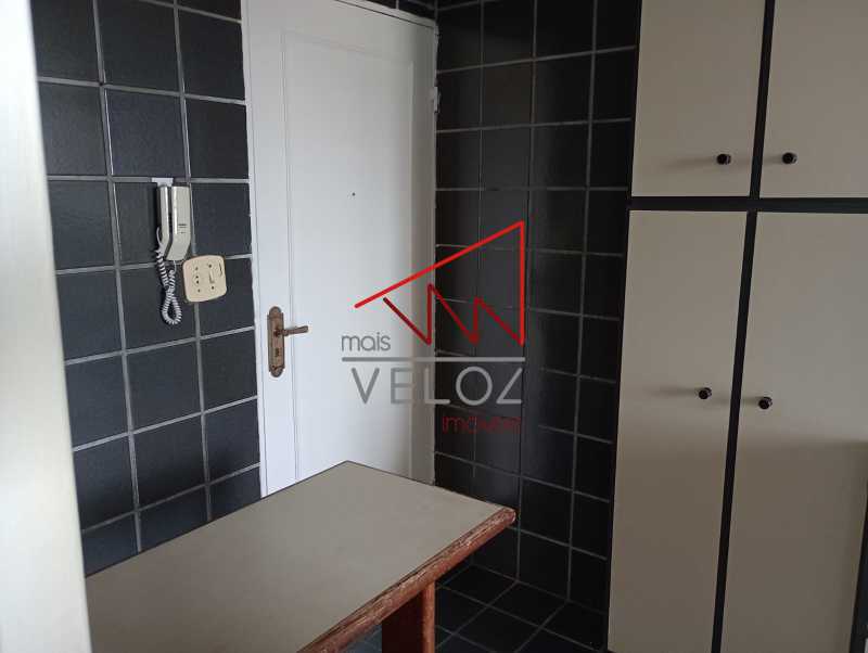 Apartamento à venda com 3 quartos, 85m² - Foto 18