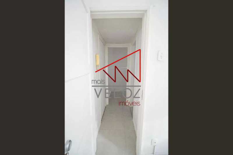 Apartamento à venda com 1 quarto, 50m² - Foto 7