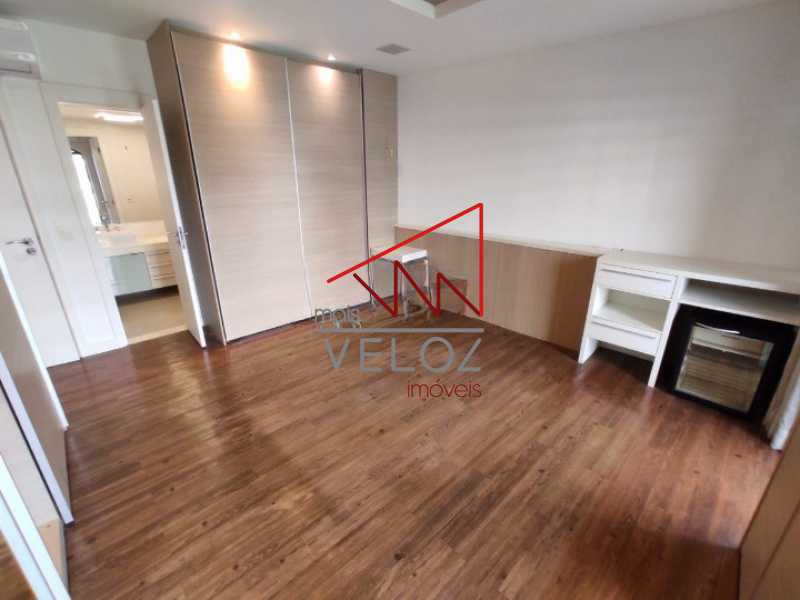 Apartamento à venda com 4 quartos, 260m² - Foto 15