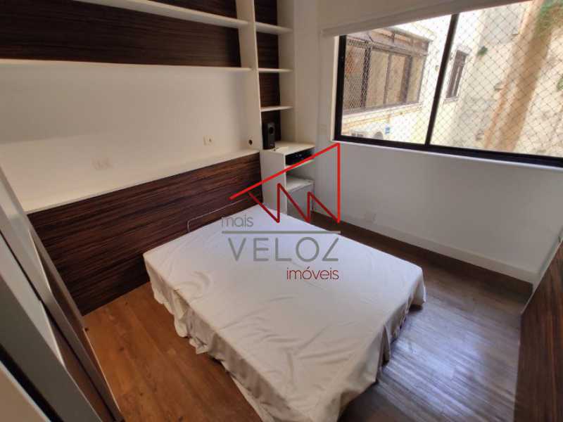 Apartamento à venda com 4 quartos, 260m² - Foto 17