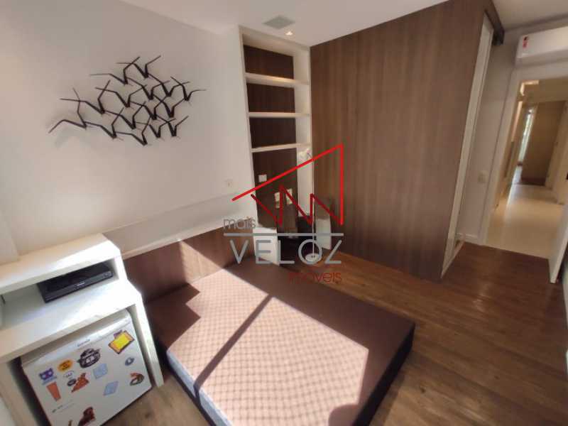 Apartamento à venda com 4 quartos, 260m² - Foto 21