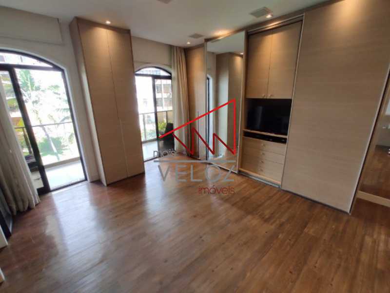 Apartamento à venda com 4 quartos, 260m² - Foto 23