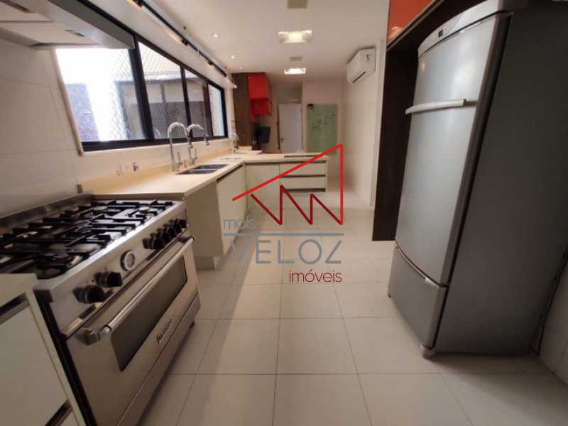 Apartamento à venda com 4 quartos, 260m² - Foto 26