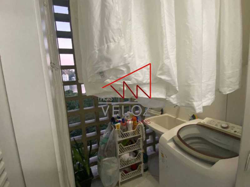 Apartamento à venda com 2 quartos, 98m² - Foto 17