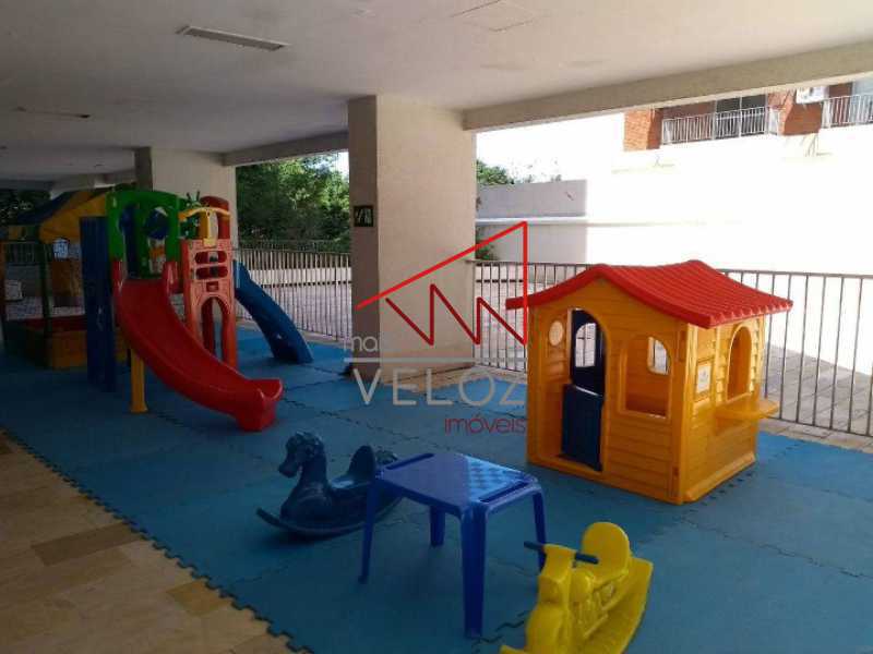 Apartamento à venda com 2 quartos, 80m² - Foto 30