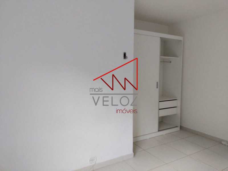 Apartamento à venda com 2 quartos, 80m² - Foto 15