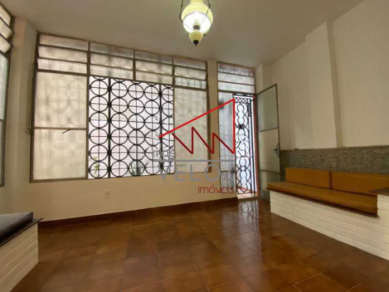 Apartamento à venda com 3 quartos, 134m² - Foto 1