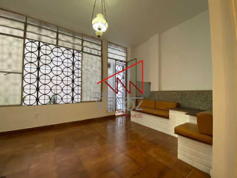 Apartamento à venda com 3 quartos, 134m² - Foto 3