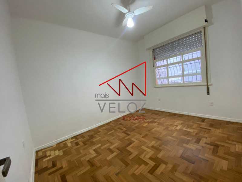 Apartamento à venda com 3 quartos, 134m² - Foto 8