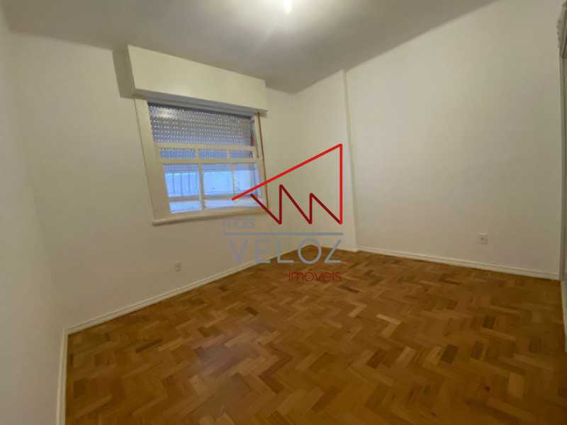 Apartamento à venda com 3 quartos, 134m² - Foto 9