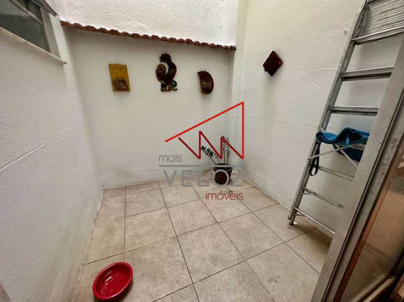 Apartamento à venda com 3 quartos, 150m² - Foto 7