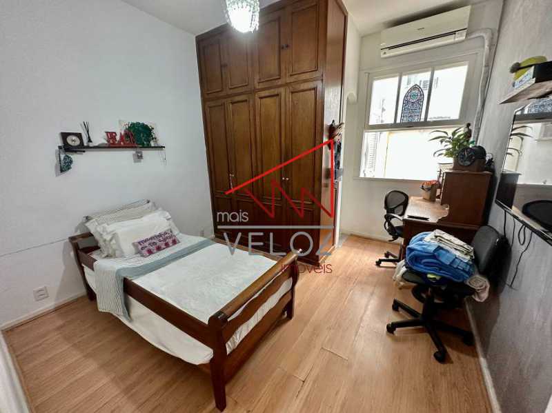 Apartamento à venda com 3 quartos, 150m² - Foto 12