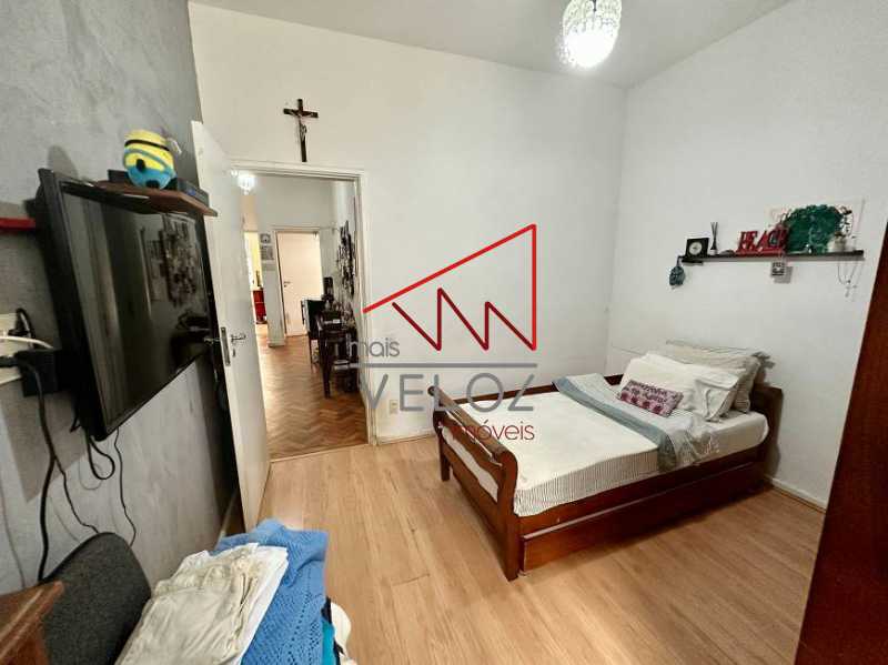 Apartamento à venda com 3 quartos, 150m² - Foto 13