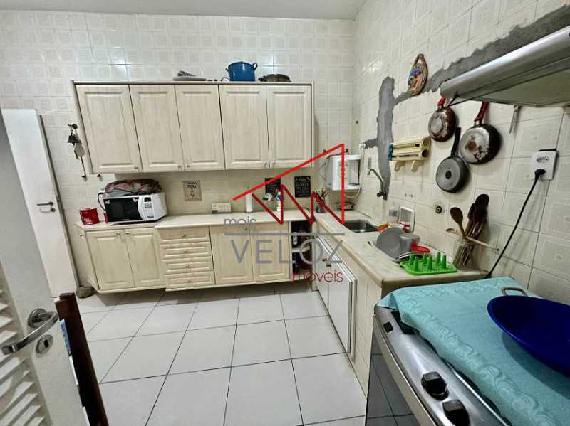 Apartamento à venda com 3 quartos, 150m² - Foto 21