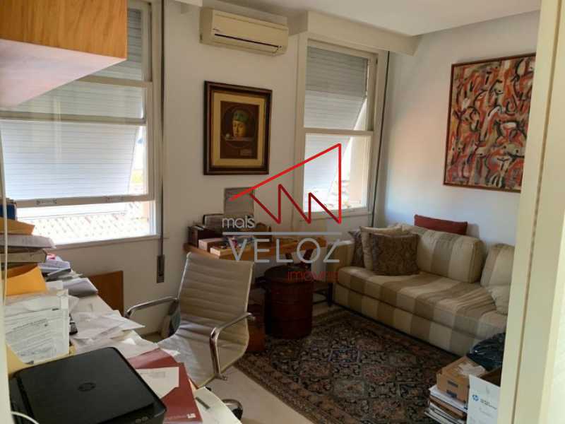 Apartamento à venda com 3 quartos, 220m² - Foto 6