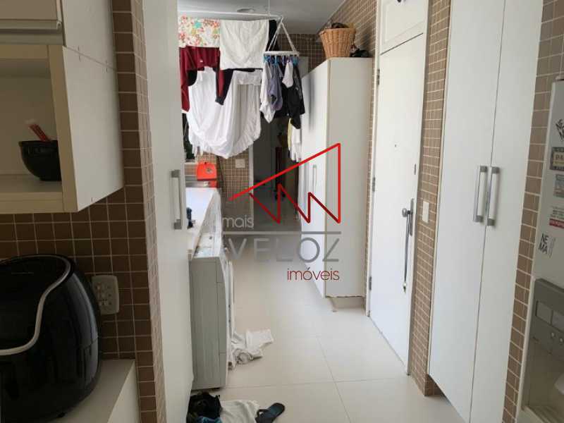 Apartamento à venda com 3 quartos, 220m² - Foto 22