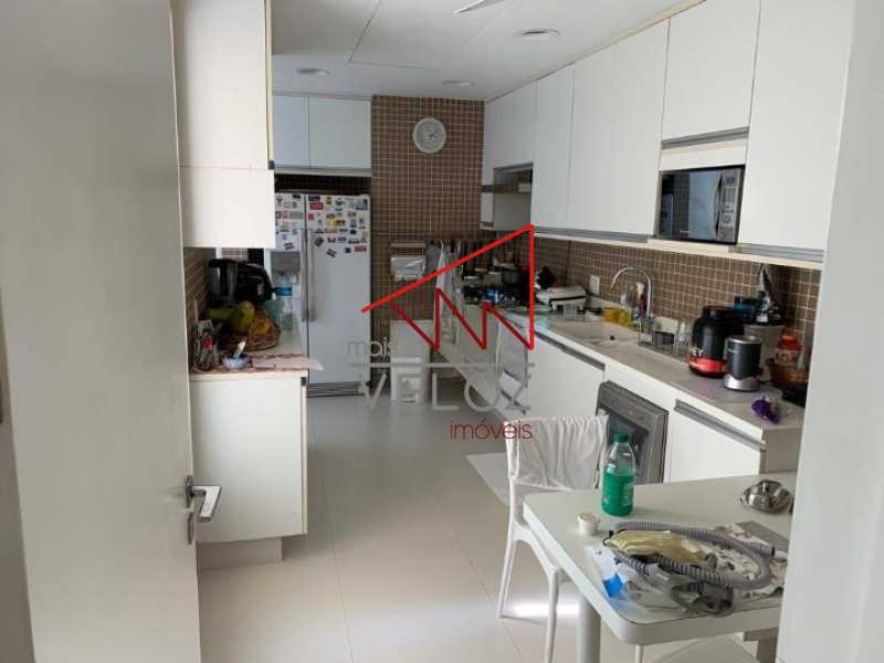 Apartamento à venda com 3 quartos, 220m² - Foto 24