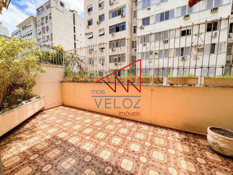 Apartamento à venda com 3 quartos, 165m² - Foto 4