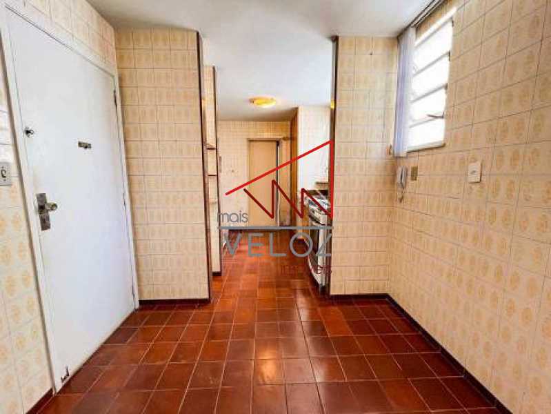 Apartamento à venda com 3 quartos, 165m² - Foto 10