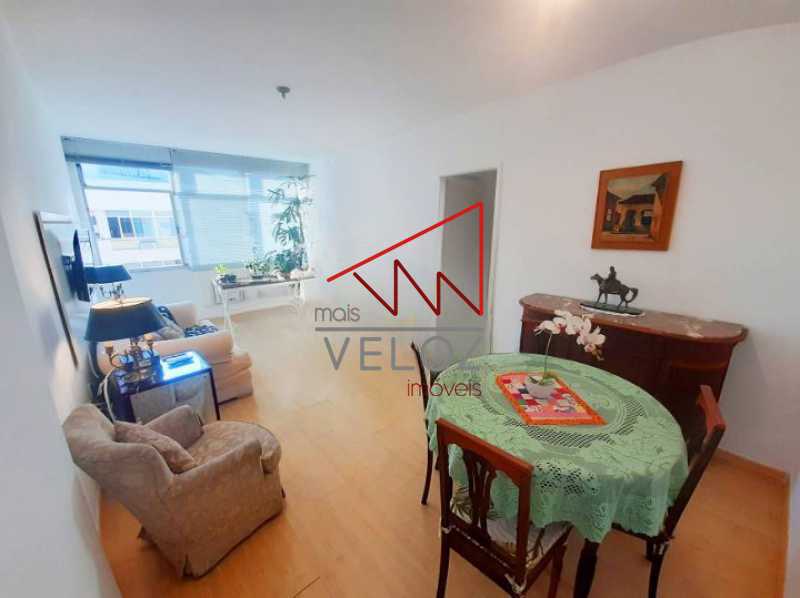 Apartamento à venda com 3 quartos, 90m² - Foto 2