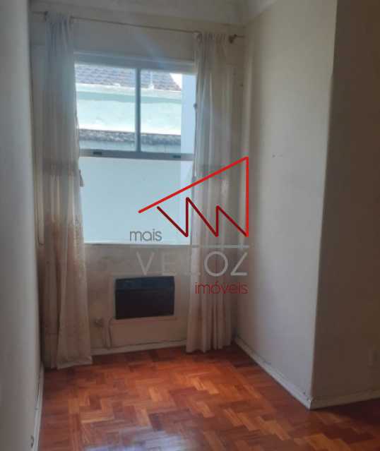 Apartamento à venda com 2 quartos, 66m² - Foto 2