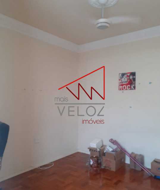 Apartamento à venda com 2 quartos, 66m² - Foto 11