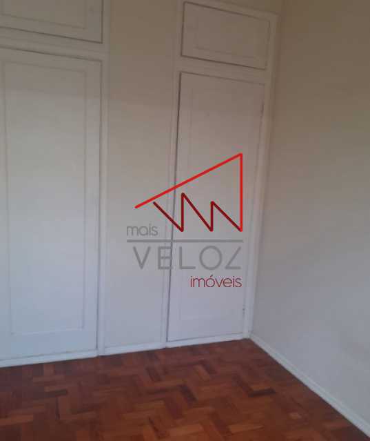 Apartamento à venda com 2 quartos, 66m² - Foto 13