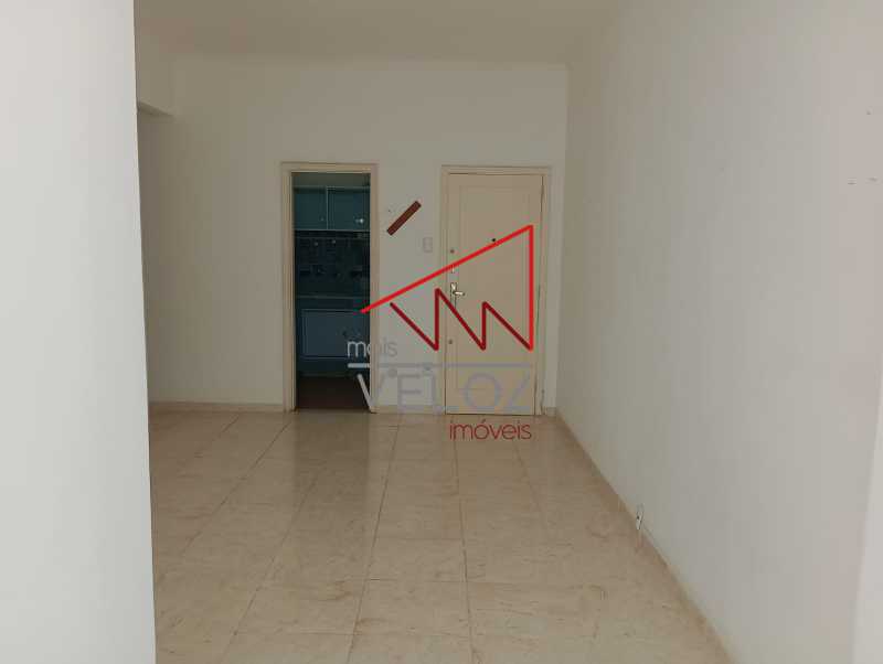 Apartamento à venda com 2 quartos, 63m² - Foto 6