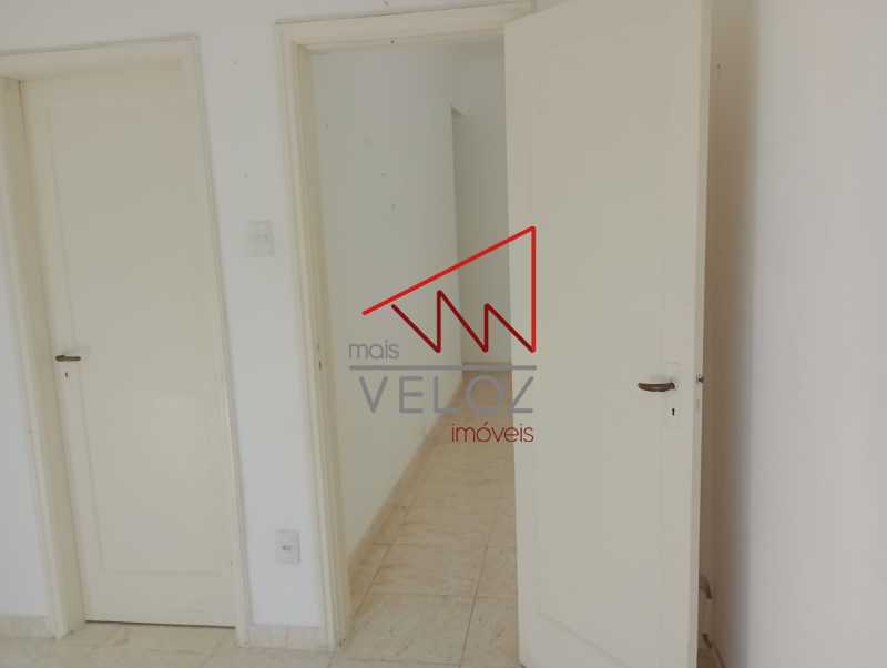 Apartamento à venda com 2 quartos, 63m² - Foto 10