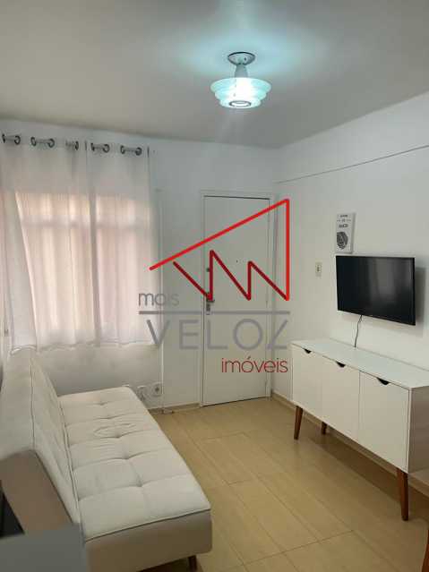 Apartamento à venda com 1 quarto, 30m² - Foto 1