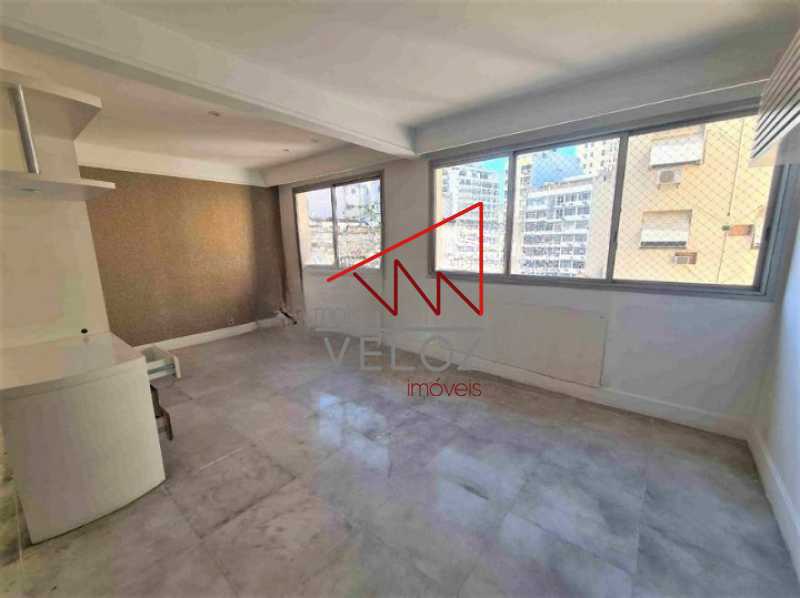 Apartamento à venda com 3 quartos, 100m² - Foto 2