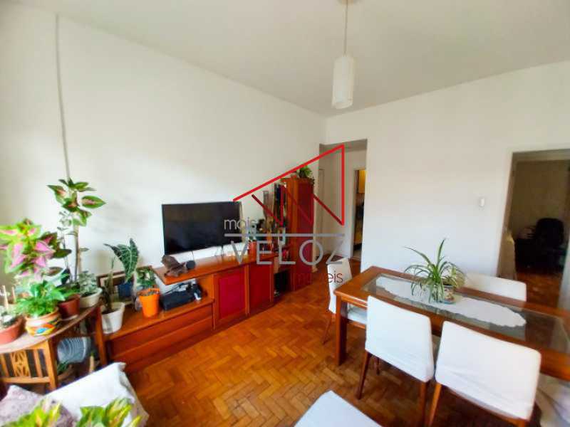 Apartamento à venda com 3 quartos, 101m² - Foto 4