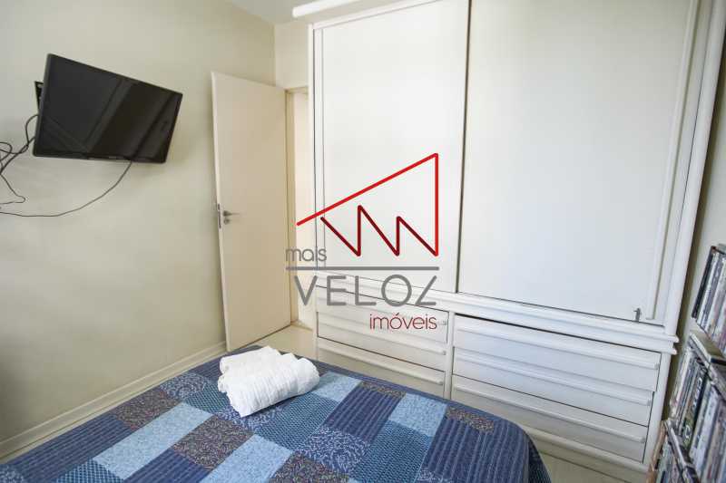 Apartamento à venda com 3 quartos, 85m² - Foto 11