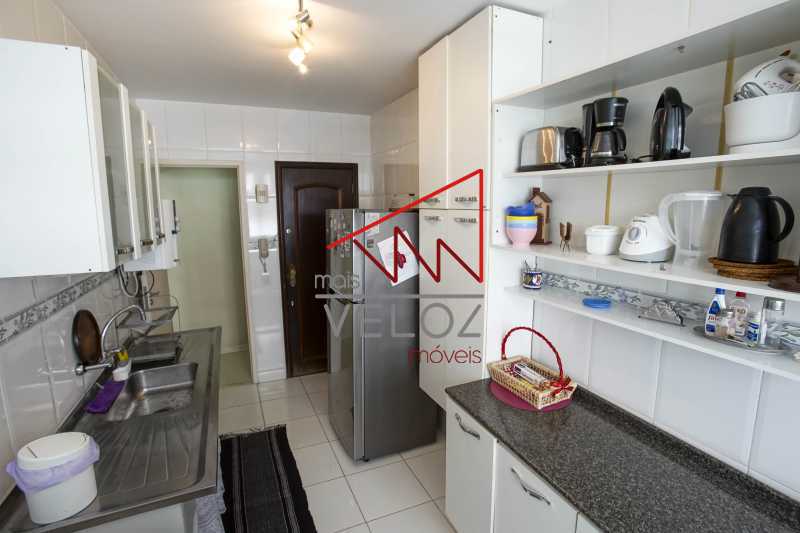 Apartamento à venda com 3 quartos, 85m² - Foto 26