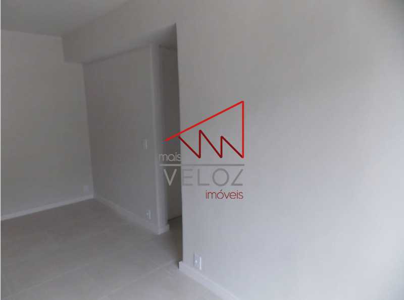 Apartamento à venda com 2 quartos, 58m² - Foto 17