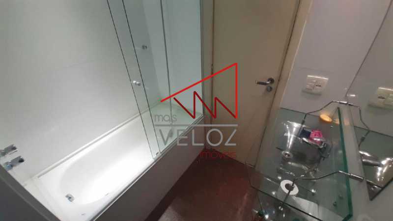 Apartamento à venda com 3 quartos, 95m² - Foto 17