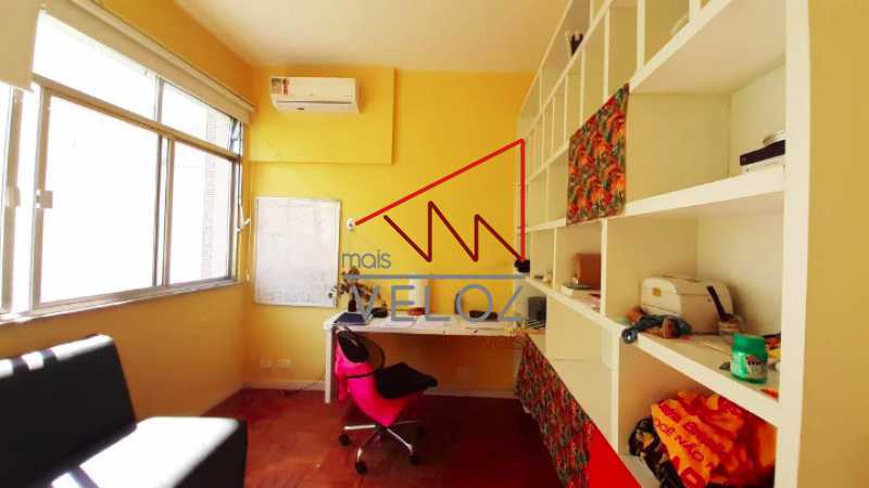 Apartamento à venda com 3 quartos, 95m² - Foto 9