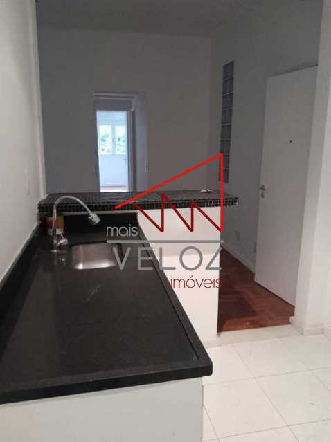 Apartamento à venda com 2 quartos, 61m² - Foto 7