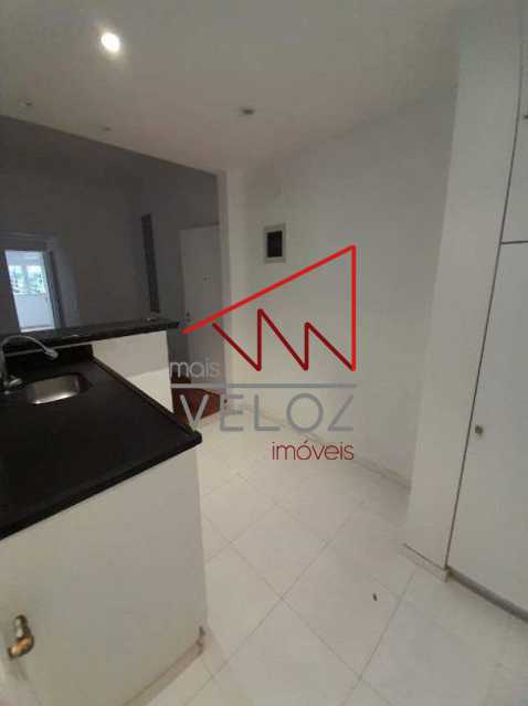 Apartamento à venda com 2 quartos, 61m² - Foto 8