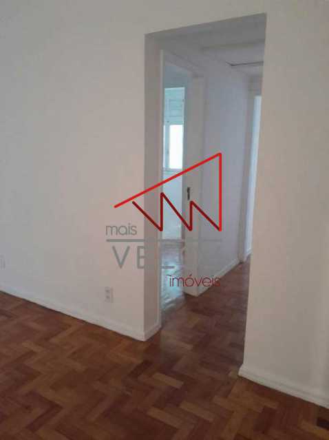 Apartamento à venda com 2 quartos, 61m² - Foto 18