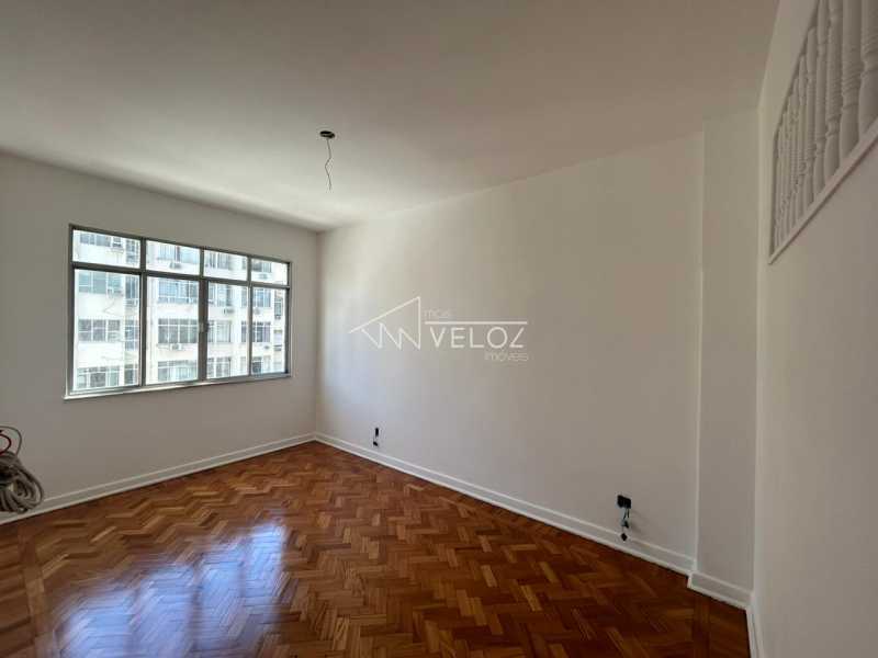 Apartamento à venda com 2 quartos, 58m² - Foto 1