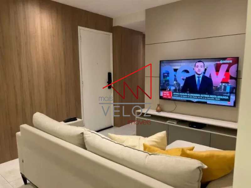 Apartamento à venda com 2 quartos, 60m² - Foto 1