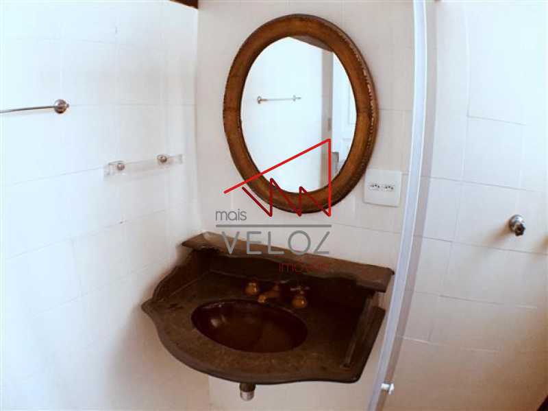 Apartamento à venda com 3 quartos, 136m² - Foto 9