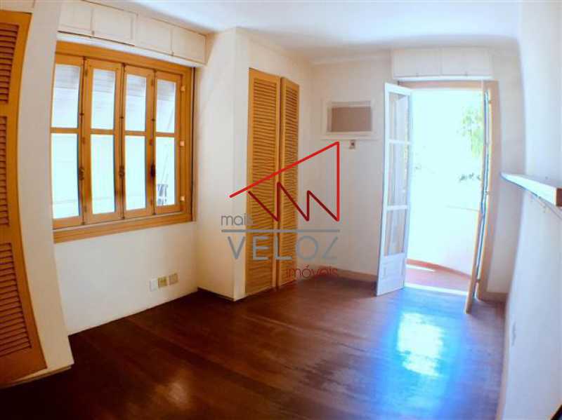 Apartamento à venda com 3 quartos, 136m² - Foto 11