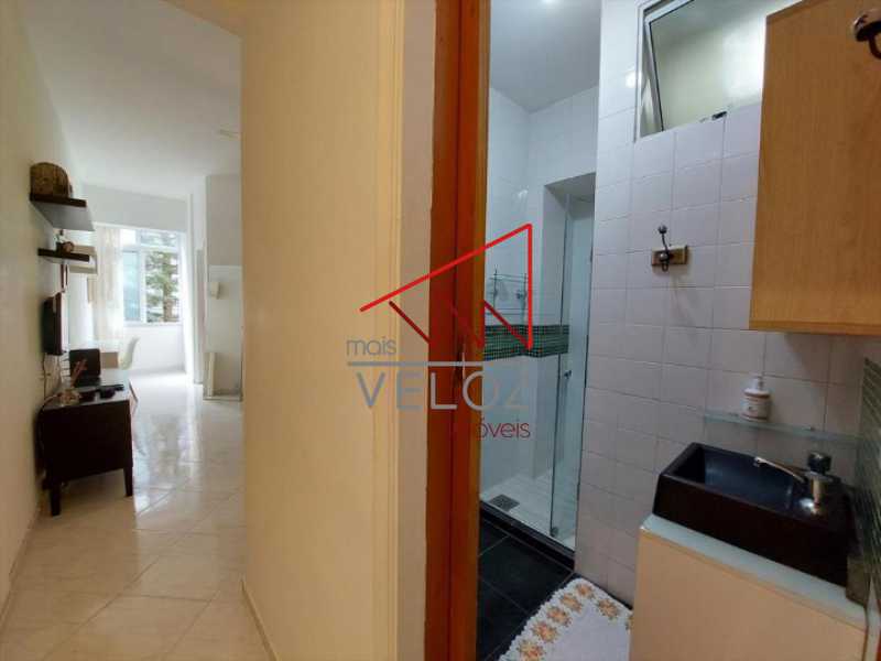 Apartamento à venda com 2 quartos, 68m² - Foto 10