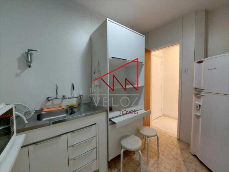 Apartamento à venda com 2 quartos, 68m² - Foto 20