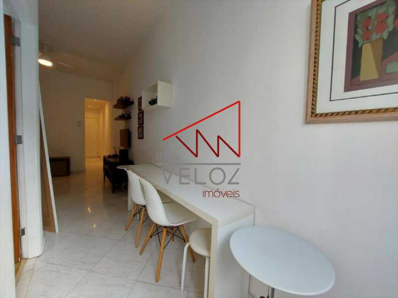Apartamento à venda com 2 quartos, 68m² - Foto 5