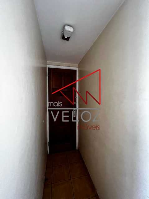 Apartamento à venda com 3 quartos, 134m² - Foto 13